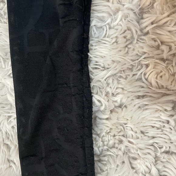 Guess Long Sleeve Nina Bodysuit - Picture 5 of 7